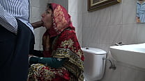 a horny turkish muslim wife meets with a black immigrant in public toilet min - 123Pornoxxx.info